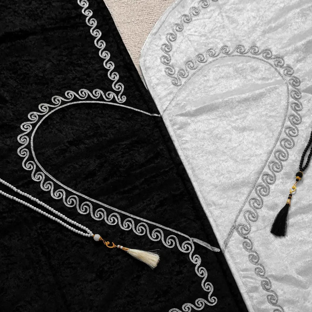 Kalpli Çift Seccadesi Gümüş