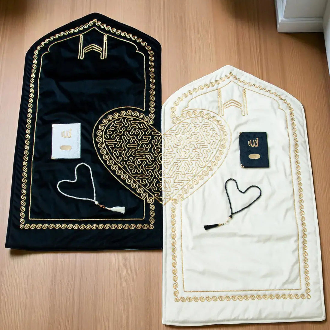 Kabe İşlemeli Kalpli Çift Bohçası