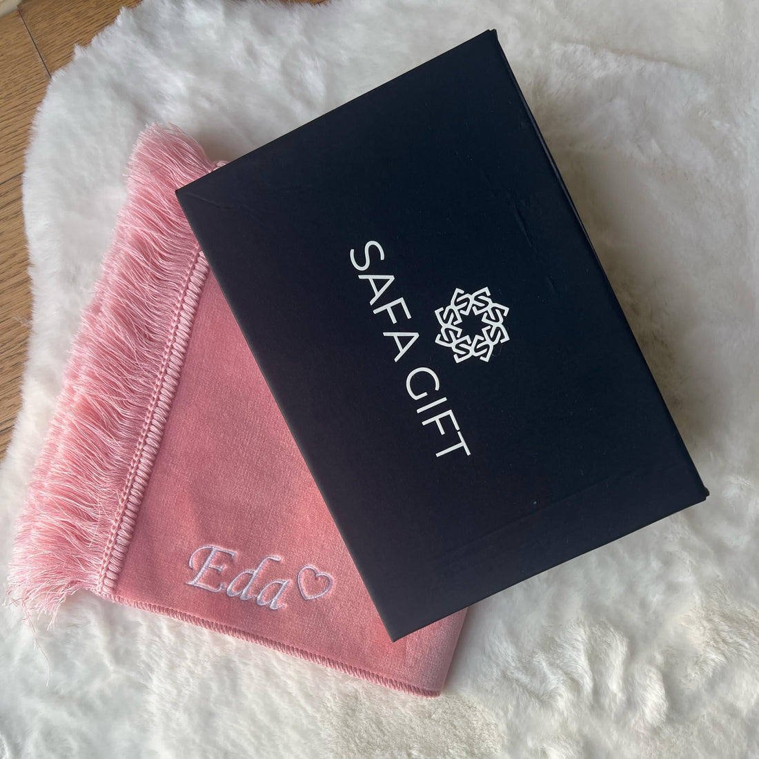 Kişiye Özel İsimli Lüx Kadife Seccade Pembe